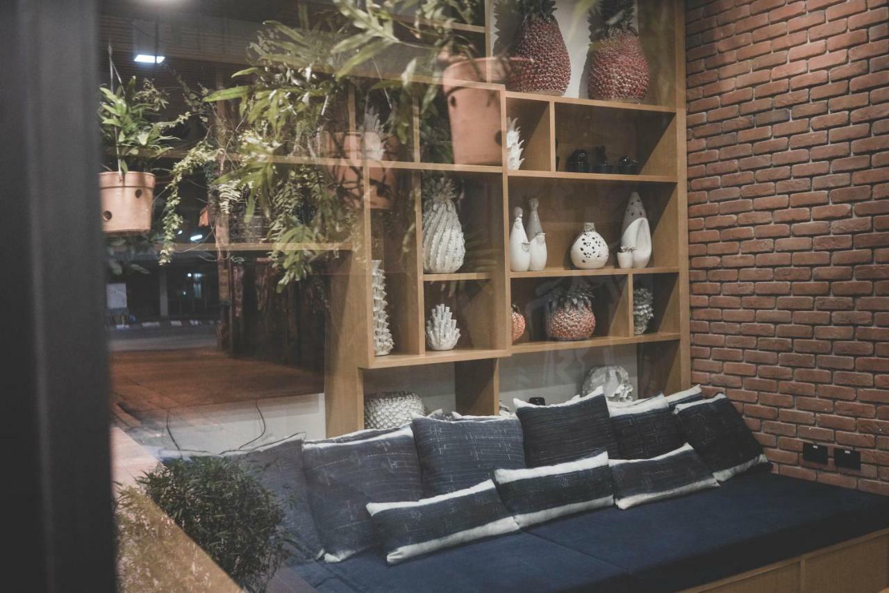 Stay Thapae Hostel Chiang Mai Zewnętrze zdjęcie