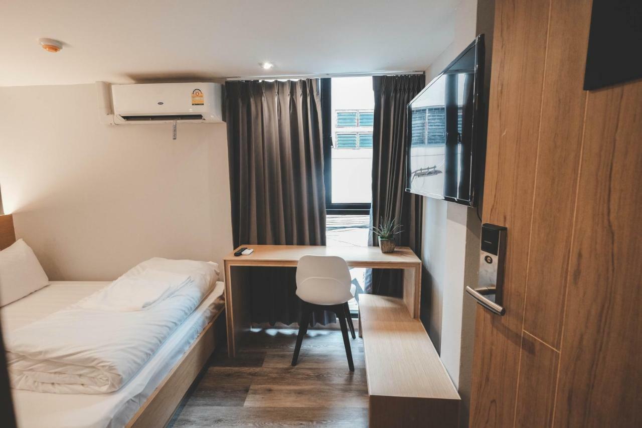 Stay Thapae Hostel Chiang Mai Zewnętrze zdjęcie